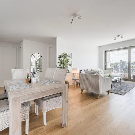 Guestready - Family With Premium View Apartmán